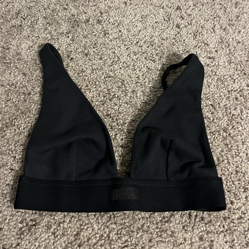 SKIMS Rib Stretch Cotton Plunge Bralette